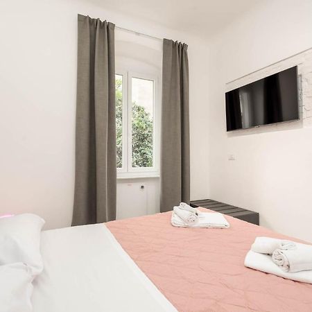 35 Via Torino, Terre Marine Apartment La Spezia Luaran gambar